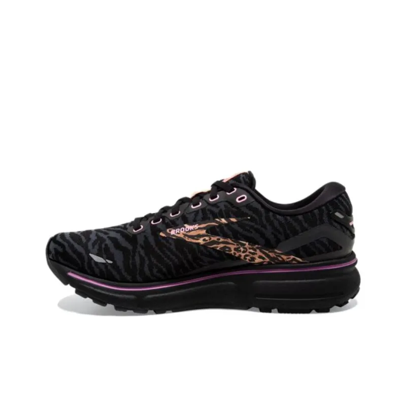 Brooks Women's Ghost 15 'Run Wild - Black'-0