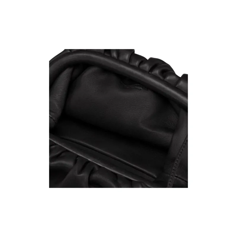 Bottega Veneta The Pouch 20 Butter Calf Nero-3