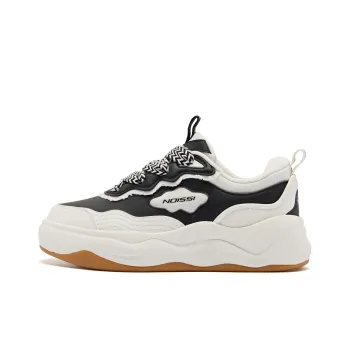 QIAODAN Slip Resistant Shock Absorbers With Abrasion Resistant Properties Low Top Skateboard Shoes Women's Black White