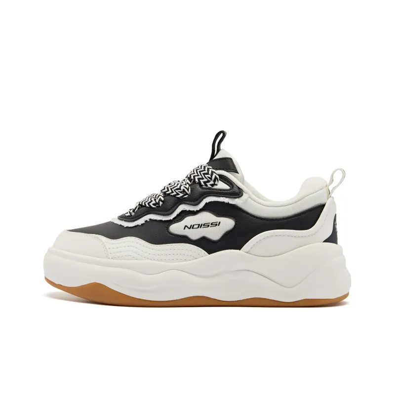 QIAODAN Slip Resistant Shock Absorbers With Abrasion Resistant Properties Low Top Skateboard Shoes Women's Black White-0