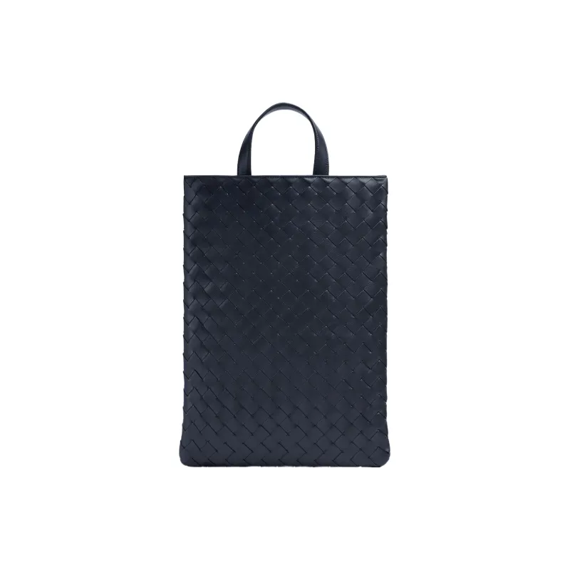 Bottega Veneta Intrecciato Handle Laptop Case-2