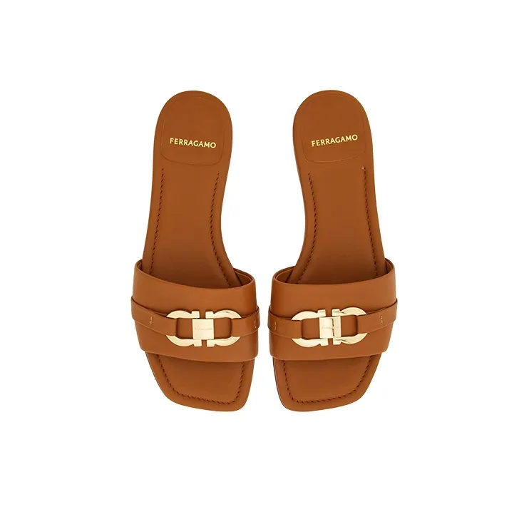 FERRAGAMO Gancini-buckle Leather Slides-2
