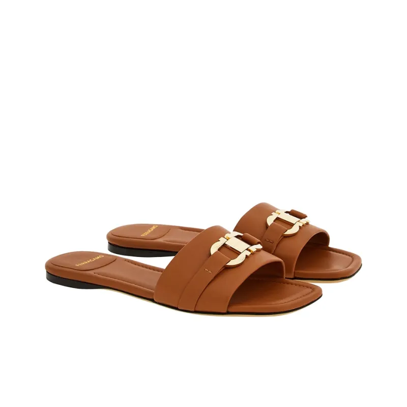 FERRAGAMO Gancini-buckle Leather Slides-1