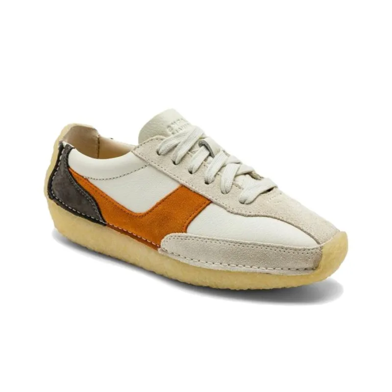 Clarks Low Top Casual Shoes Women's Beige-1