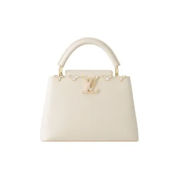 LOUIS VUITTON Capucines Bb