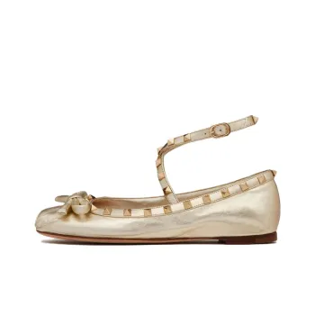 Valentino Garavani Rockstud Bow Detailed Ballerina Shoes Women's