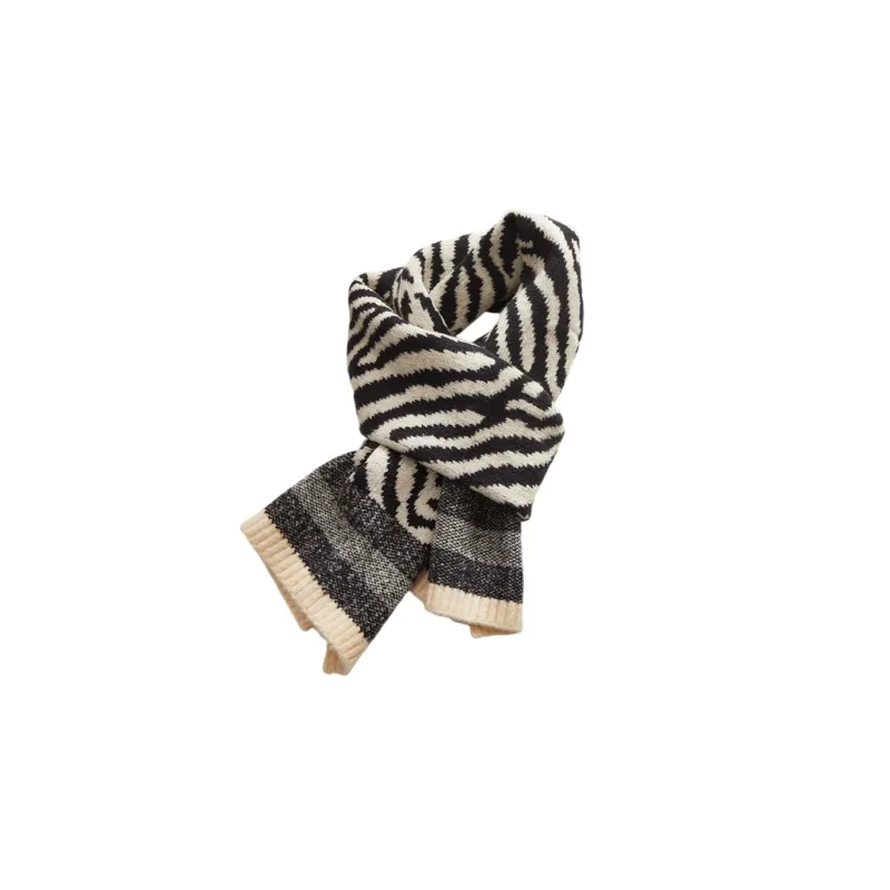 Classmate Yang Knit Scarves Unisex-0