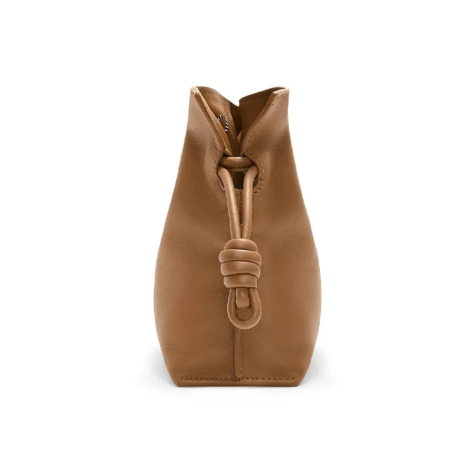 LOEWE Flamenco Clutches-2