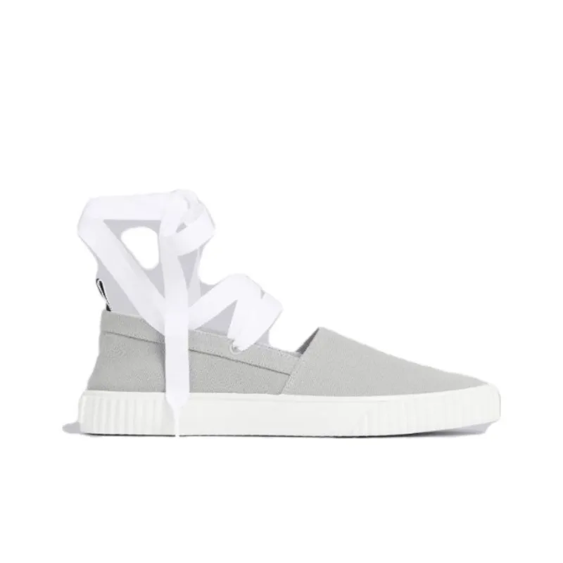 THOM BROWNE Skateboard Shoes Women's Low Top Gray-2