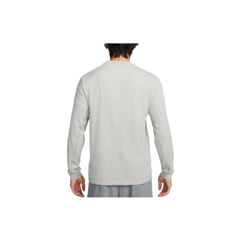Nike Primary Men's Dri FIT Long Sleeve Versatile Top-1