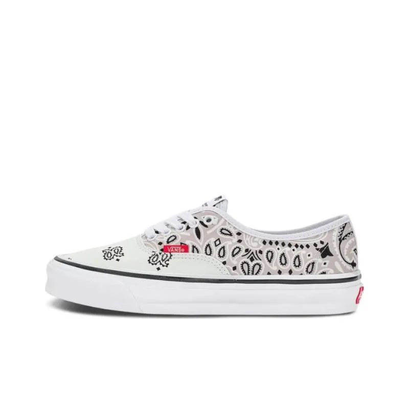 vans Chukka After Dark Svart jacka