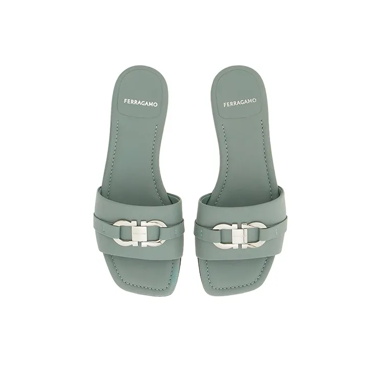 FERRAGAMO Gancini-buckle Flat Leather Slides-2