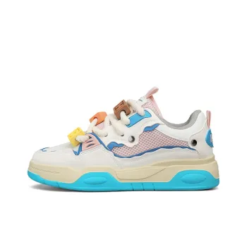 Warrior Candy Cube Series Macaron Puffy Shoes Height Increasing Lightweight Low Top Casual Shoes Unisex White Pink Blue