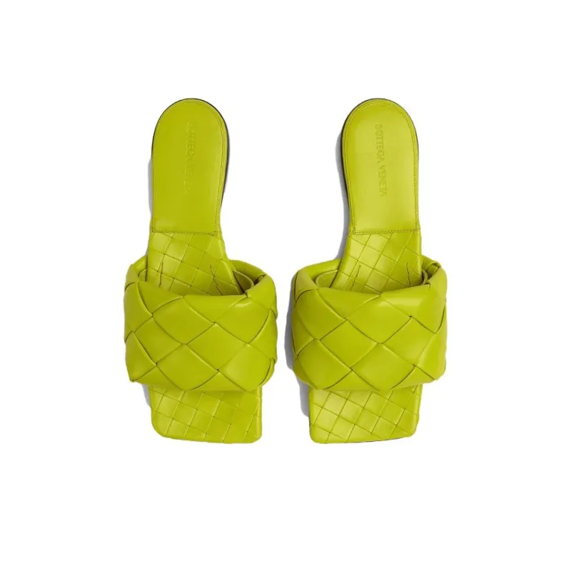 Bottega Veneta Lido Stylish Sandal Women's Kiwi Green-2