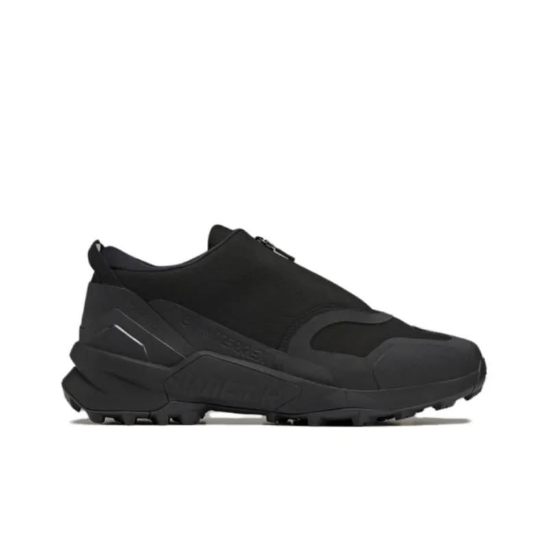 Y 3 Terrex Swift R3 Gtx Low Triple Black-1