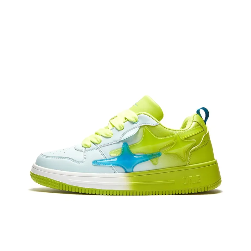 A1 Gradient Stars Shoes Wear-resistant And Lightweight Low-Top Skateboard Shoes Unisex-0