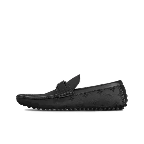 LOUIS VUITTON Hockenheim Gommino Loafers Men Black