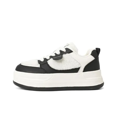 DAPHNE Skateboarding Shoes Women