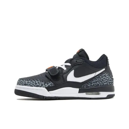 Jordan Air Jordan 3 'Fear' Warm Slip Resistant Low Top Skateboard Shoes Men's Black
