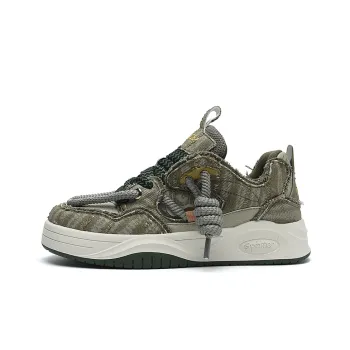 Isolated Manufacturing Low-Top Skateboard Shoes Unisex
