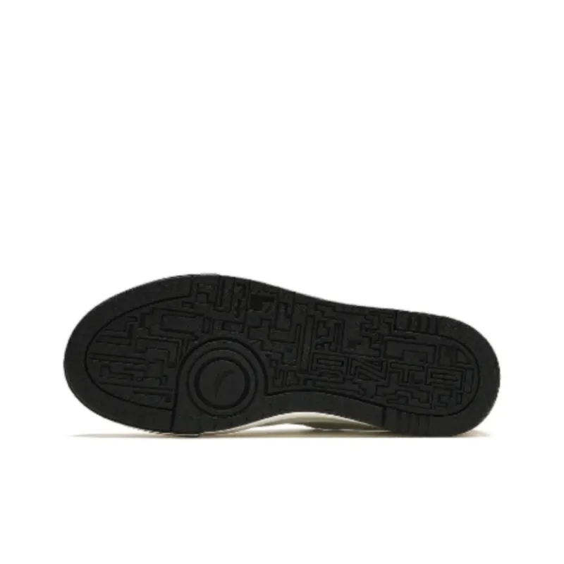 Anta Cushioning, Wear Resistant Low Top Skateboard Shoes Men's White-4