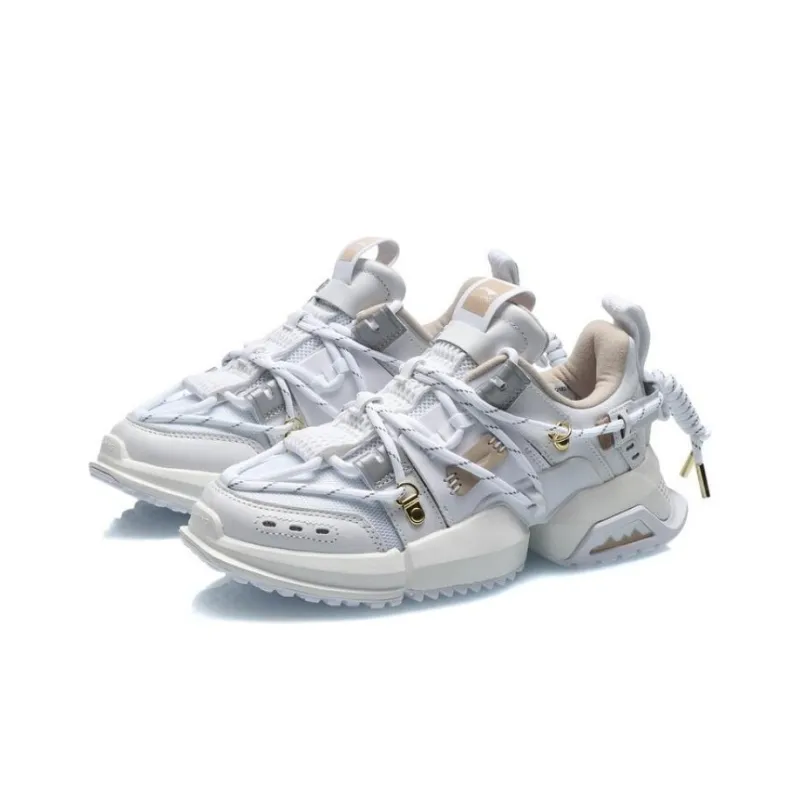 LiNing Pan Gu Anti Slip And Wear Resistant Support Low Top Sports Casual Shoes Women's White Gold-2
