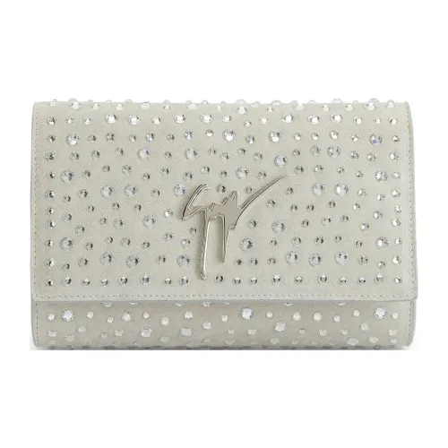 Clutches & Wristlets