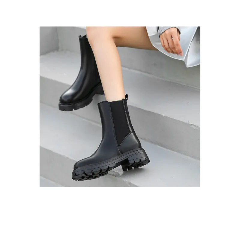AITA Crew Chelsea Boots Women's Black-2