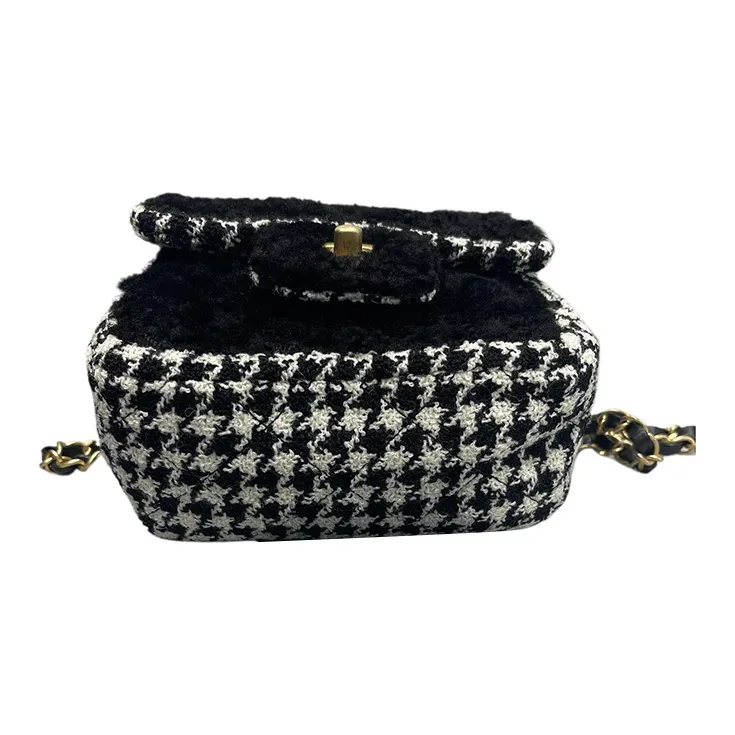 CHANEL Twill Soft Woolen With Gold Metal Flap Bag, Crossbody Bag, Shoulder Bag Trumpets Women's Black & Ivory-2