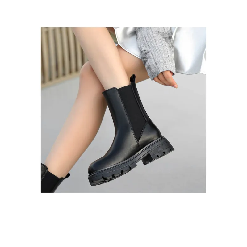 AITA Crew Chelsea Boots Women's Black-4