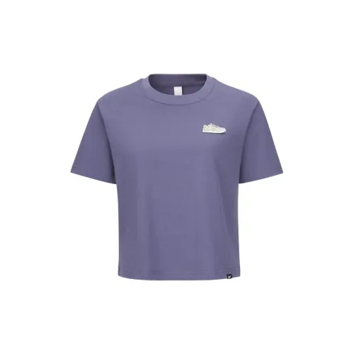 Reebok T-Shirts Women's Purple