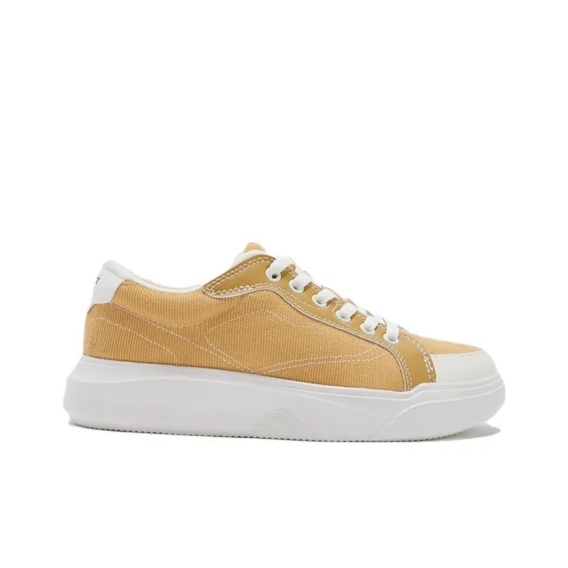 TOREAD Anti Slip Wear Resistant Low Top Skateboard Shoes Women's Yellow-1