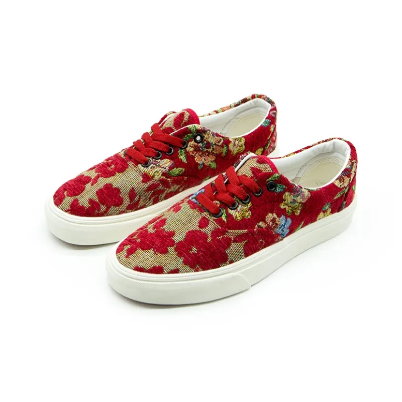 SUPSTORM China Red Collection Wear Resistant Breathable Slip Resistant Low Top Skateboard Shoes Unisex Red-1