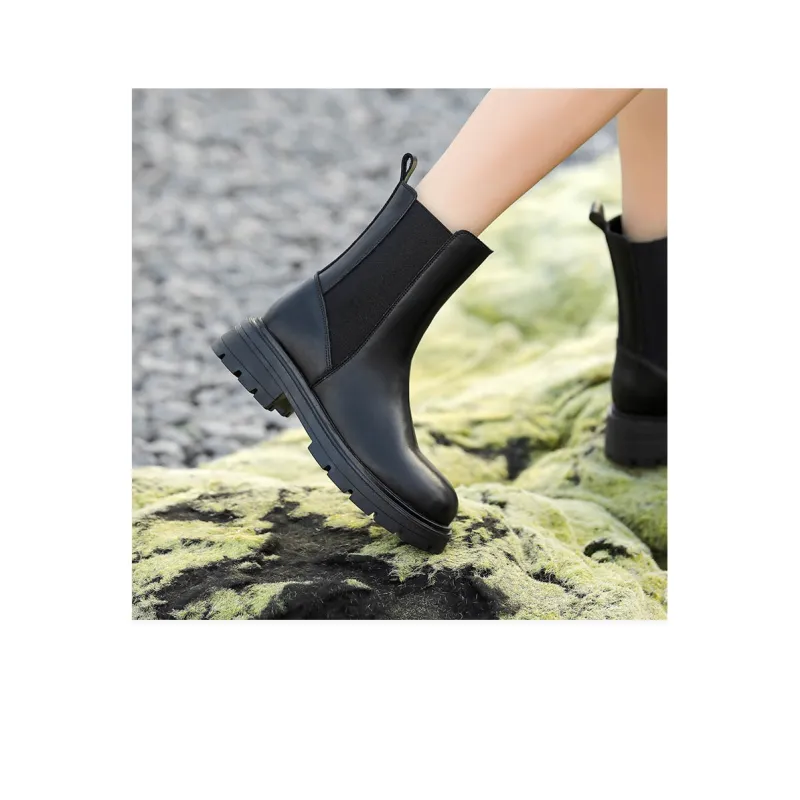 AITA Crew Chelsea Boots Women's Black-3