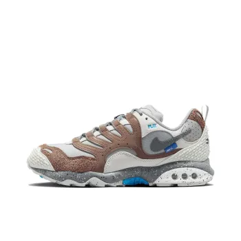 Nike Air Terra Humara Undefeated Archaeo Brown