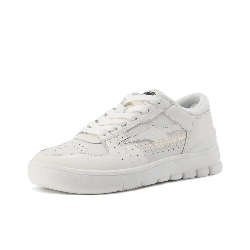 AVIA 825R Series Abrasion Resistant Slip Resistant Low Top Skateboard Shoes Women's White-2