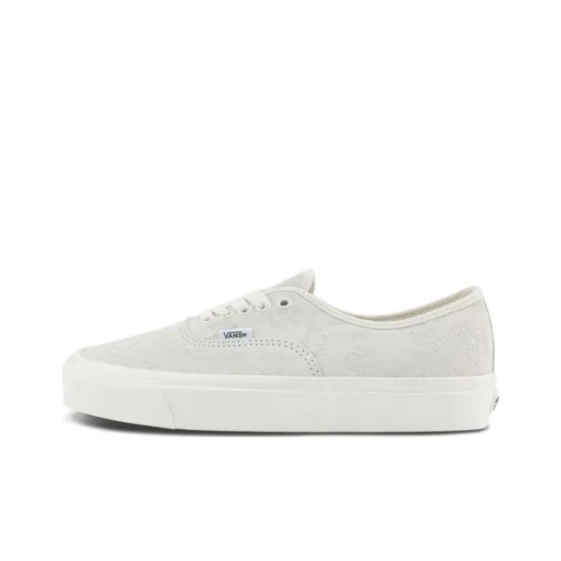Vans Authentic 44 Dx 'White'-0