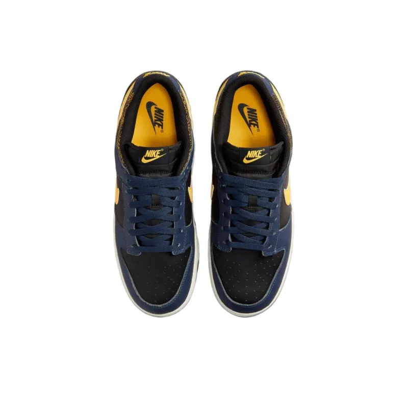 Nike Dunk Low Vintage Michigan-3