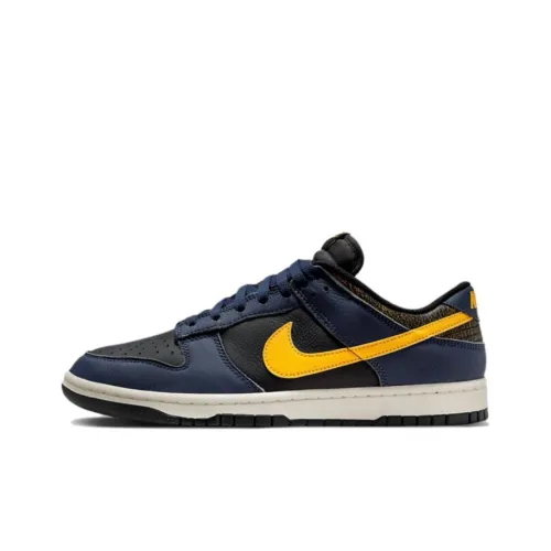 Nike Dunk Low Vintage Michigan