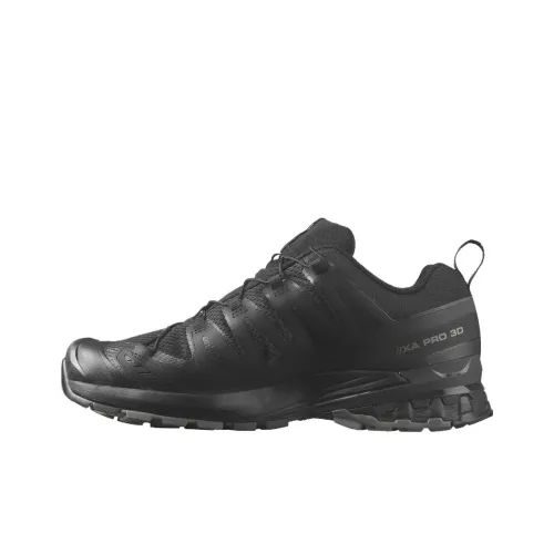 SALOMON XA Pro 3D V9 Outdoor Performance Shoes Men Low-Top Black