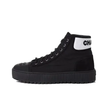 CHANEL Stylish Skateboarding Shoes Women's Black