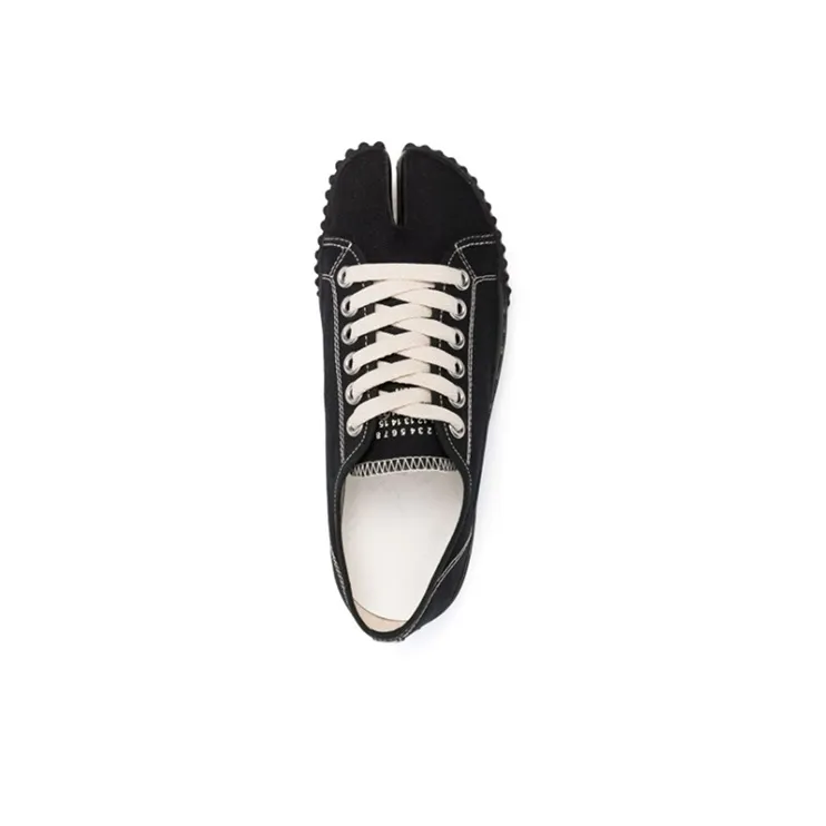 Maison Margiela Tabi Low Top Black Black Women's US W 6 - POIZON