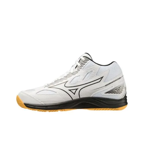Mizuno Non slip Lightweight Mid Top Training Shoes Unisex White