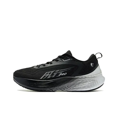 QIAODAN BOOM PRO Running Shoes Men Low-Top Black/Silver