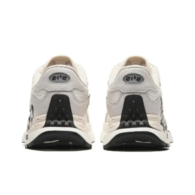 Anta Wear-resistant And Waterproof Low-Top Running Shoes Men's White Gray Black-3
