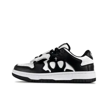LuzaoT SUPER DRAG Wings Shoes Low Top Skateboard Shoes Unisex White Black
