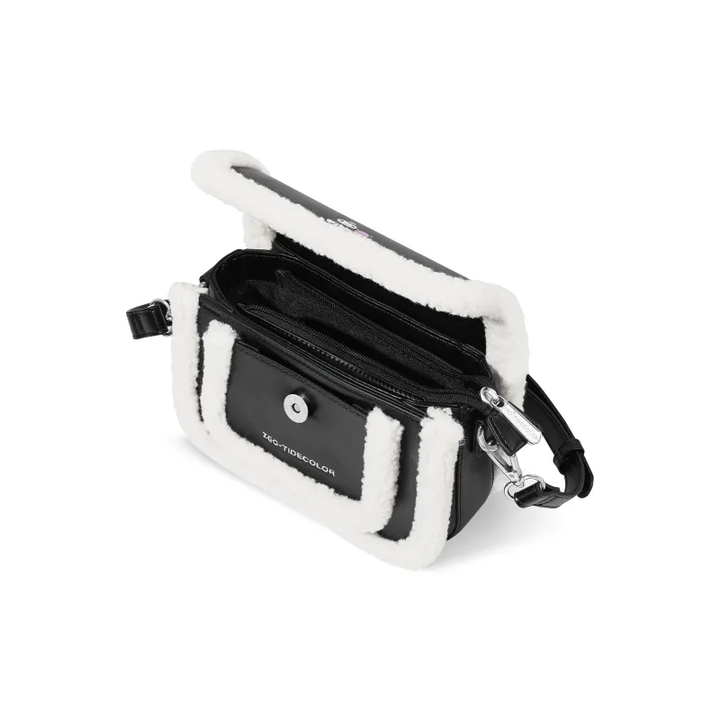 Sanrio X Zgo Kulomi Shoulder Bags Black-3