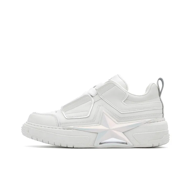 PENTAGONAL HEART Stepping Star Dream Series Skateboard Shoes Unisex Low Top Curtain White/White Gold-0