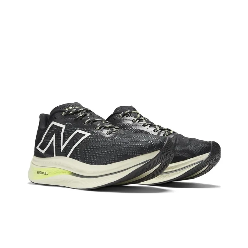 New Balance FuelCell Black-2