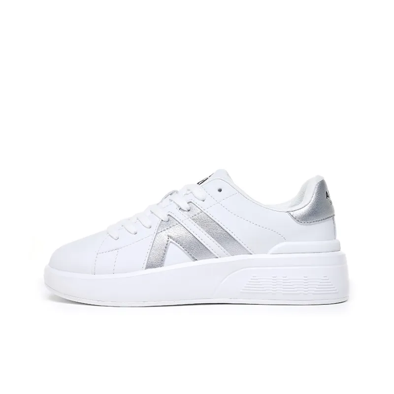 AILIAI Ailei Height Increasing Lightweight Slip Resistant Low Top White Sneakers Unisex White-0
